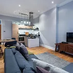 Spacious Clapham Home Near Brixton